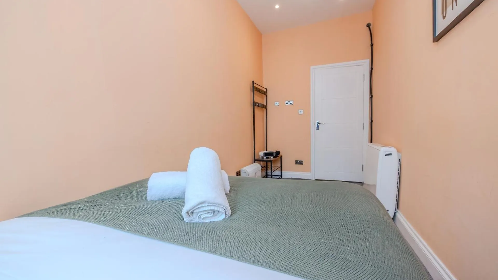 شقة Elegant 2-Bedroom Flat In The Heart Of Vibrant Kemptown برايتون
